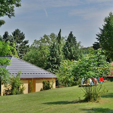 Areal Hradisek Klobouky u Brna Exterior foto