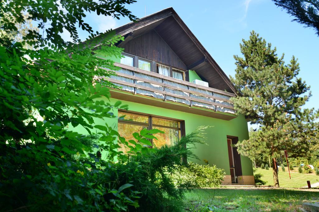 Areal Hradisek Klobouky u Brna Exterior foto